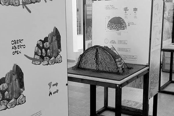Estudi Dide - Interiorisme, delineació i disseny interiors Menorca - Exposició sobre l’ofici del Carboner Exposició sobre l’ofici del Carboner